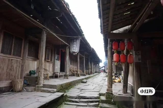 逃出奇怪农舍